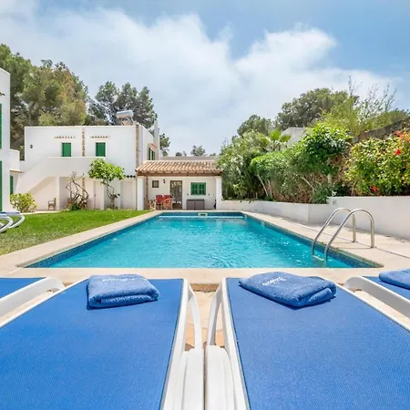 Wonderful 5 Bed With Private Cala D´Or